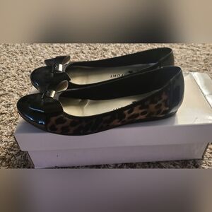 Leopard Print Women's Flats Size 6 1/2 with Black Bow